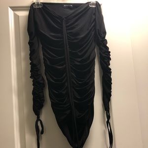 Black ruched bodycon dress